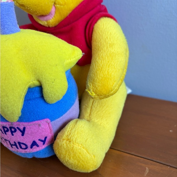 Disney - Winnie the Pooh “Happy Birthday” Honey Pot Plush 🍯 - Picture 4 of 10